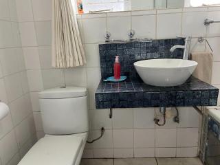Sleepers Villa Guesthouse - 2