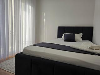 EEG Apartments - 5