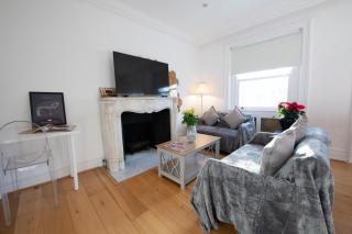 Harrods Flats - 9