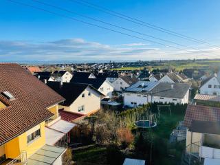 GHomeT - 6 Zimmer Wohnung with parking - Up to 10 guests - Monteur, Handwerker & Large family welcome - Jettingen - 3