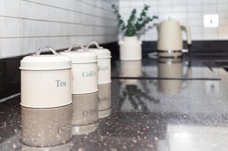 Amesbury Modern Comforts A 3-Bedroom Sanctuary - Nottingham - 9