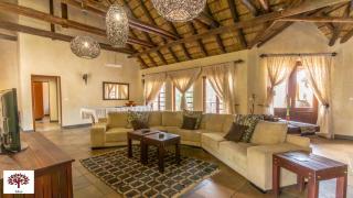 Zebula Golf and Wildlife Estate - Oryx Walkway Pax 16 - Moi Signature Luxury villa - Mabula - 6