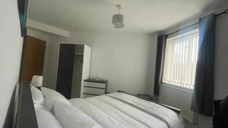 Cosy 2 Bed Apt, Nr Salford Quays - Manchester - 5