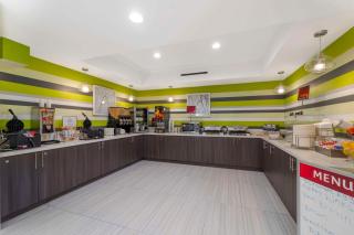 Best Western Plus Gardena-Los Angeles Inn & Suites - Gardena - 1