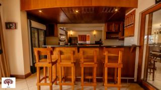 Zebula Golf and Wildlife Estate - Owl's Haven Pax 10 - Moi Signature Luxury villa - Mabula - 4