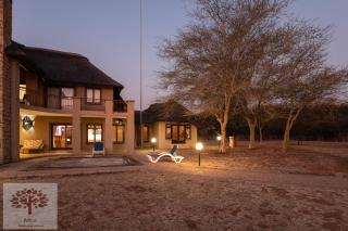 Zebula Golf and Wildlife Estate - Owl's Haven Pax 10 - Moi Signature Luxury villa - Mabula - 8