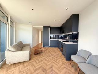 Stylish Canary Wharf Apartment 2-Bed Near O2 Arena & ExCeL Centre - 9