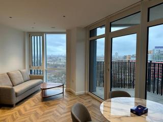 Stylish Canary Wharf Apartment 2-Bed Near O2 Arena & ExCeL Centre - 8