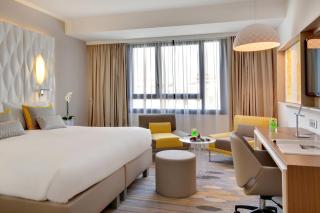 Renaissance Aix-en-Provence Hotel - 8