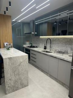 Lindo apartamento na melhor localização de Florianópolis! - Florianópolis - 3