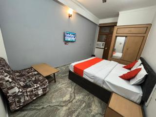 Hotel Ramya Palace - 4