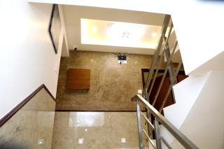 Hotel Success Executive - 4