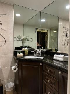 Spectacular ocean view 1 bedroom in Hollywood - 1