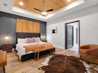 New take on midtown modern - Tallahassee - 2