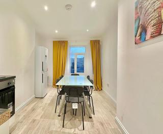 Flat B Garrat Lane - Londra - 1