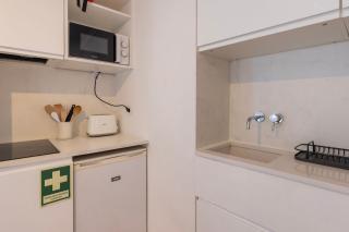 Cozy 1BDR Apartment by LovelyStay - Lisbona - 2