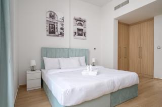 Charming Studio in Azizi Aura with City View - 6