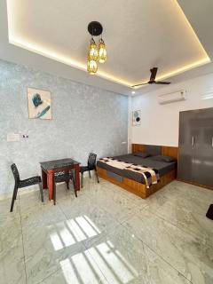 GRAYSTONE HOMESTAY, Omassery - 9