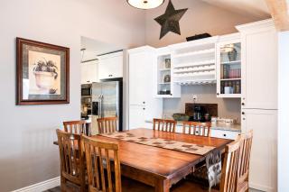 Hidden Creek Canyons Retreat, Alpine Charm, Private Hot Tub, Sleeps 8, Cozy Fireplace, - 3