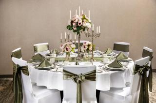 Courtyard by Marriott Edmonton West - 5