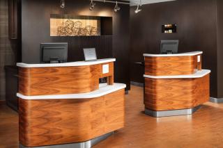 Courtyard Anaheim Buena Park - 8