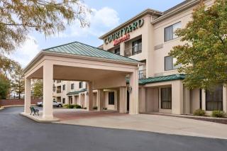 Courtyard by Marriott Topeka - Topeka - 7