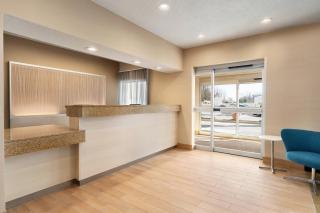 Fairfield Inn by Marriott Deptford - 8