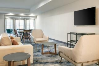 Fairfield Inn & Suites by Marriott Tulsa Central - 1