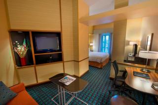Fairfield Inn and Suites by Marriott Tifton - Tifton - 1