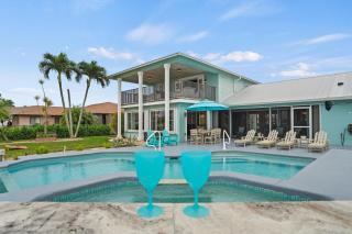Infinity & Beyond Lake Front - Cape Coral - 0