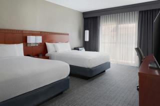 Courtyard by Marriott New Carrollton Landover - Landover - 1
