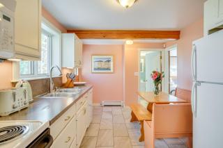 Walk to Grays Beach Park Kingston Seaside Escape - Kingston - 3