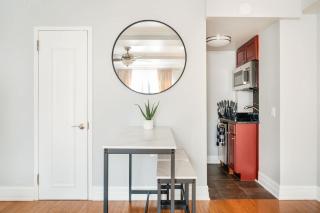 73-1120 New Studio UWS Doorman Gym - 1