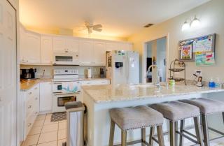 Weeki Wachee River Home on Main River by Park! - Spring Hill - 4