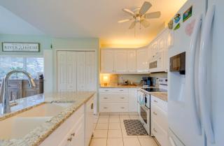 Weeki Wachee River Home on Main River by Park! - Spring Hill - 3