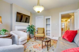 Walk to Garden & Restaurants: Zanesville Apartment - 7