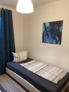 Zweibettzimmer für Monteure in Dessau 3-Zimmer-Wohnung mit Gemeinschaftsküche und -Bad - 9