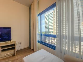 NA 403 Abu Dhabi Beach Cozy 1BR - 8