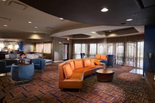 Courtyard by Marriott Fayetteville - Fayetteville - 7