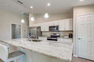 2 Mi to Rainbow Springs Home with Hot Tub! - Dunnellon - 3