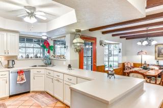 Family Home on 30 Acres in Manvel! - 2