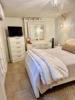 PRIVATE Cozy Guest Suite Near Hard Rock Guitar - Fort Lauderdale - 8