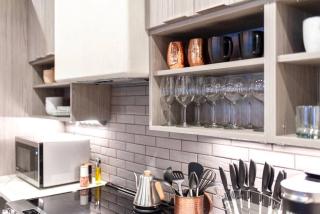 Urban Modern Living PERFECT for long term stays - 5