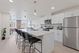 Roav Stays - J and K on Main Luxury Apartment 405 - Spokane - 7
