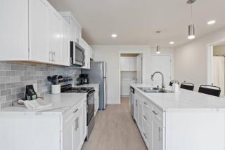 Roav Stays - J and K on Main Luxury Apartment 405 - Spokane - 4