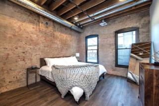 Historic Downtown Loft with King Bed and Wifi - Spokane - 4