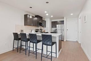 Walk to Riverfront Park! Downtown Gem w Pool Table 404 - Spokane - 5