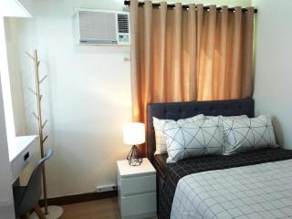 Rich 1-Bedroom Condo Apartment rental - Manila - 4