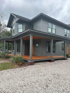Gator Grove - Queen Ann Grey - New Build! - Gainesville - 0