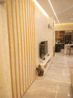 Luxury apartment overlooking the Nile, offering a prime location and excellent amenities - 9